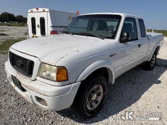(Hawk Point, MO) 2004 Ford Ranger Extended-Cab Pickup Truck Not Running, Condition Unknown)(Corrosio