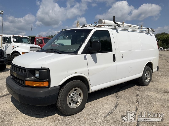 (South Beloit, IL) 2016 Chevrolet Express G2500 Cargo Van Runs & Moves