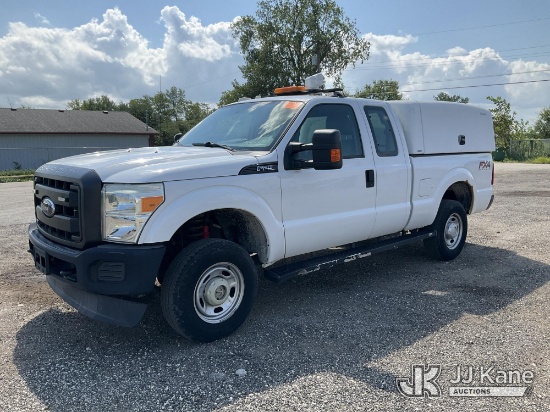 (South Beloit, IL) 2015 Ford F250 4x4 Extended-Cab Pickup Truck Runs & Moves