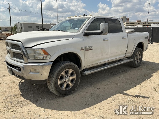 (Waxahachie, TX) 2018 Ram 2500 4x4 Crew-Cab Pickup Truck Runs & Moves) (Dash Warning Indicators On