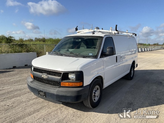 (Marion, TX) 2015 Chevrolet Express 2500 Cargo Van Runs & Moves) (Windshield Deficiencies