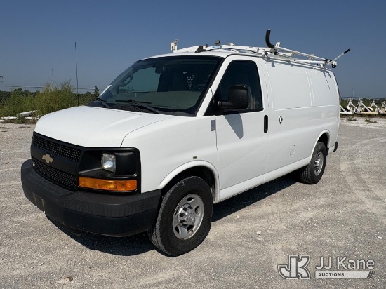 (Hawk Point, MO) 2016 Chevrolet Express G2500 Cargo Van Runs & Moves) (Dash Warning Indicators On