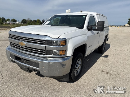 (Kansas City, MO) 2015 Chevrolet Silverado 2500HD 4x4 Pickup Truck Runs & Moves