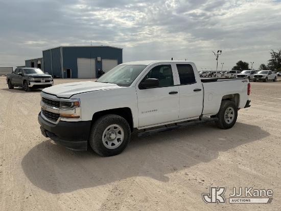 (Midland, TX) 2019 Chevrolet Silverado 1500 4x4 Extended-Cab Pickup Truck Runs & Moves