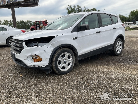 (South Beloit, IL) 2018 Ford Escape S FWD 4-Door Sport Utility Vehicle Runs & Moves