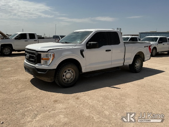 (Midland, TX) 2022 Ford F150 4x4 Extended-Cab Pickup Truck Runs & Moves) (Windshield Deficiency