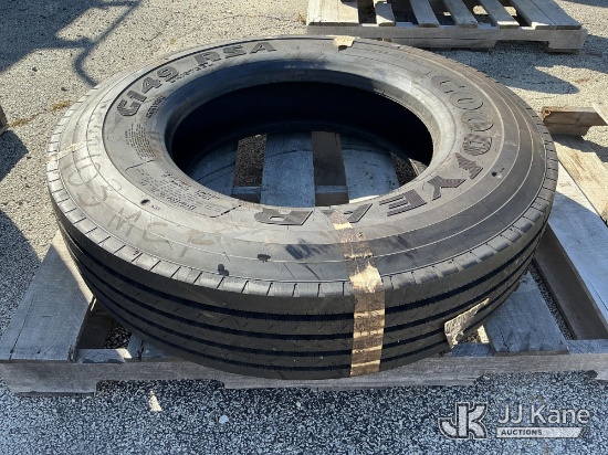 (South Beloit, IL) (1) 10R22.5 Unmounted Tire NOTE: This unit is being sold AS IS/WHERE IS via Timed