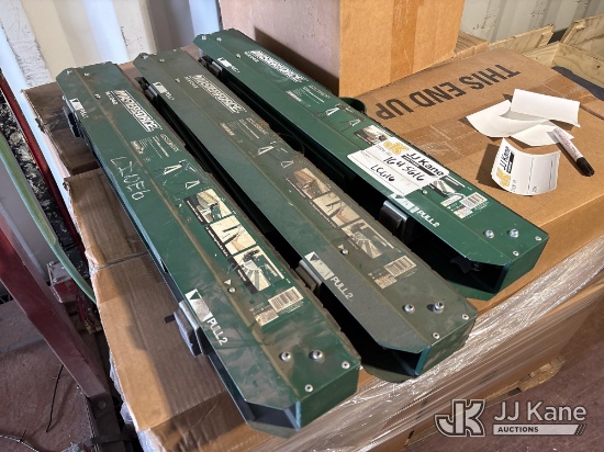 (Superior, WI) Mastercraft MX042 Adjustable Sawhorse NOTE: This unit is being sold AS IS/WHERE IS vi
