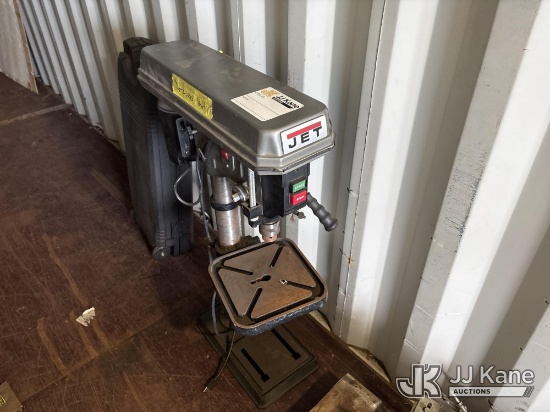 (Superior, WI) Jet 15in Bench Drill Press - Model J-2530 NOTE: This unit is being sold AS IS/WHERE I