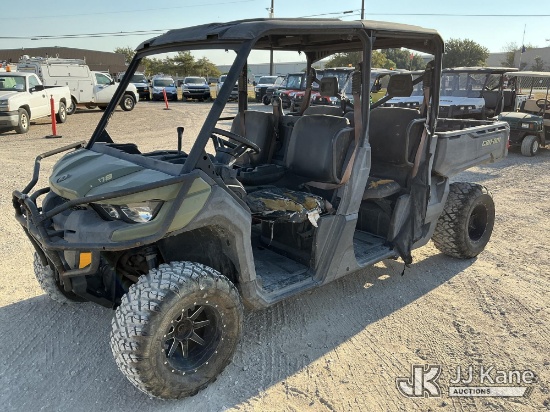 (Waxahachie, TX) 2019 Can-Am Defender Max DPS HD8 Crew-Cab All-Terrain Vehicle Non-Titled) (Runs & M