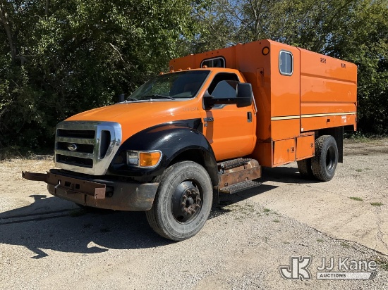 (Des Moines, IA) 2012 Ford F-650 Regular Cab DRW Chipper Dump Truck Runs & Moves) (Engine Performanc