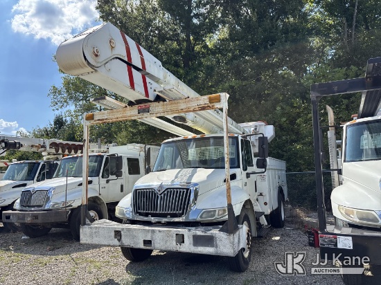 (Memphis, TN) Altec AA755L, Bucket Truck rear mounted on 2007 International 4200 Utility Truck, Muni