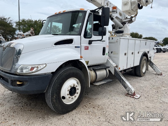 (Channelview, TX) Altec AM55, Over-Center Material Handling Bucket Truck rear mounted on 2014 Intern