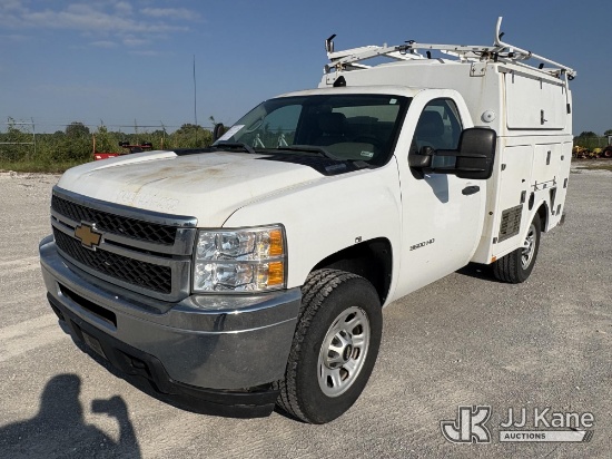 (Hawk Point, MO) 2012 Chevrolet Silverado 3500HD 4x4 Enclosed Service Truck Runs & Moves) (Exterior