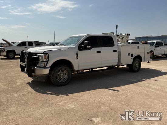 (Midland, TX) 2022 Ford F-250 SD Crew-Cab Mechanics Service Truck Runs & Moves) (Strong Odor, Interi