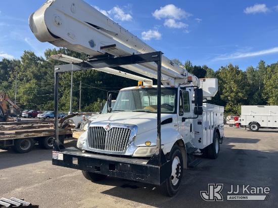 (Memphis, TN) Altec AA55E, Bucket Truck rear mounted on 2014 International DuraStar 4300 Utility Tru