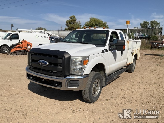 (Shakopee, MN) 2011 Ford F250 4x4 Extended-Cab Enclosed Service Truck Runs & Moves) (Dash Warning In