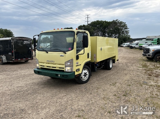 (Shakopee, MN) 2013 Isuzu NQR Spray Truck Runs & Moves