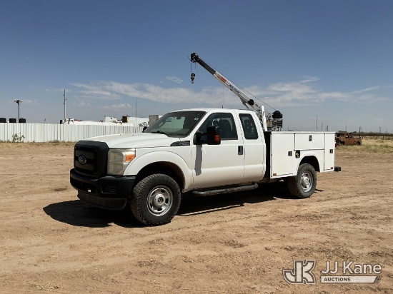 (Stanton, TX) 2016 Ford F-350 SD Extended-Cab Mechanics Service Truck Runs & Moves) (Hail Damage, Wi