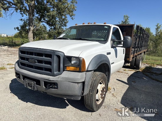 (Kansas City, MO) 2006 Ford F-450 SD Stake Truck Not Running, Condition Unknown, Lift Gate Condition