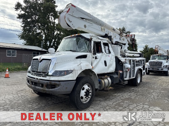 (South Beloit, IL) Altec AN46E-OC, Material Handling Bucket Truck rear mounted on 2019 International