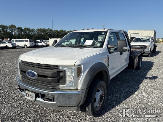 (Hammond, LA) 2019 Ford F-550 Crew-Cab Flatbed Truck Runs & Moves) (Dash Warning Indicators On