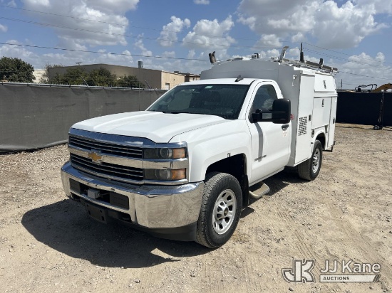 (Waxahachie, TX) 2015 Chevrolet Silverado 3500HD Enclosed Service Truck Runs & Moves