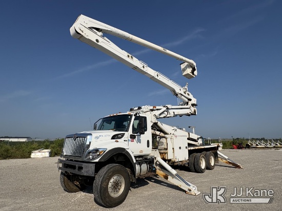 (Hawk Point, MO) Altec AN67E-E100, Double-Elevator Bucket Truck rear mounted on 2020 International H