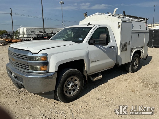 (Waxahachie, TX) 2015 Chevrolet Silverado 3500HD Enclosed Service Truck Runs & Moves