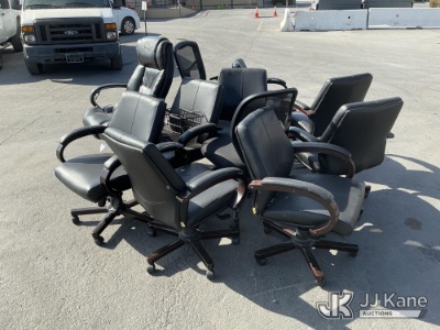 (Jurupa Valley, CA) Office Chairs (Used) NOTE: This unit is being sold AS IS/WHERE IS via Timed Auct