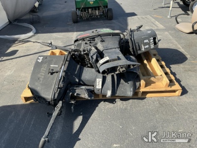 (Jurupa Valley, CA) (1 Pallet) Boat Motors (Used) NOTE: This unit is being sold AS IS/WHERE IS via T