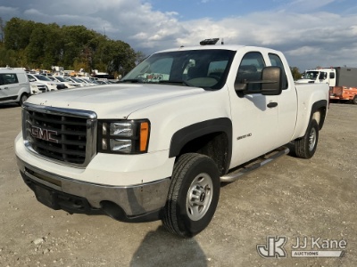 (Shrewsbury, MA) 2010 GMC Sierra 2500HD 4x4 Extended-Cab Pickup Truck Runs & Moves) (Lift Gate Opera