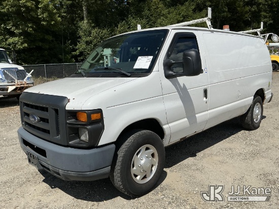 (Shrewsbury, MA) 2013 Ford Econoline E-250 Cargo Van Runs & Moves) (Exterior Defects - See Pictures,