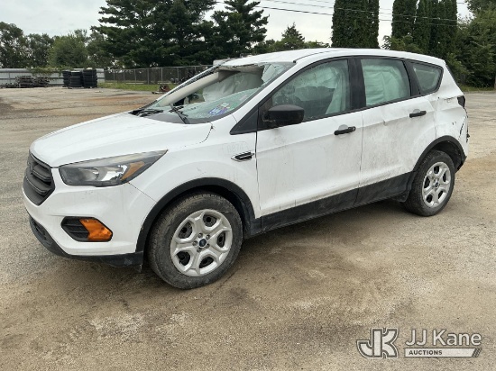 (South Beloit, IL) 2019 Ford Escape S 4-Door Sport Utility Vehicle Collision Issues) (Runs & Moves)(