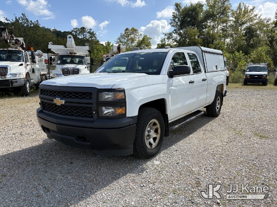 (Smock, PA) 2015 Chevrolet Silverado 1500 4x4 Crew-Cab Pickup Truck Runs & Moves) (Dash Warning Indi