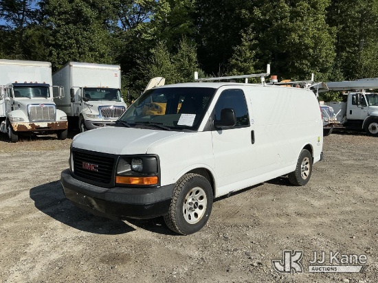 (Shrewsbury, MA) 2014 GMC Savana G1500 Cargo Van Runs & Moves