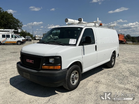 (Shrewsbury, MA) 2017 GMC Savana G3500 Cargo Van Runs & Moves