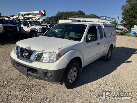 (Charlotte, MI) 2017 Nissan Frontier Extended-Cab Pickup Truck Runs & Moves) (Dash Warning Indicator