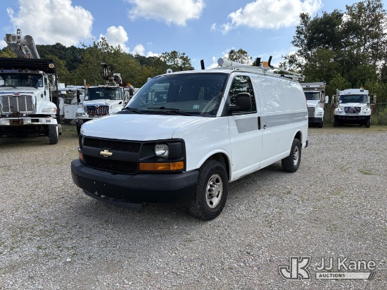 (Smock, PA) 2011 Chevrolet Express 2500 Cargo Van Runs & Moves) (Dash Warning Indicators On