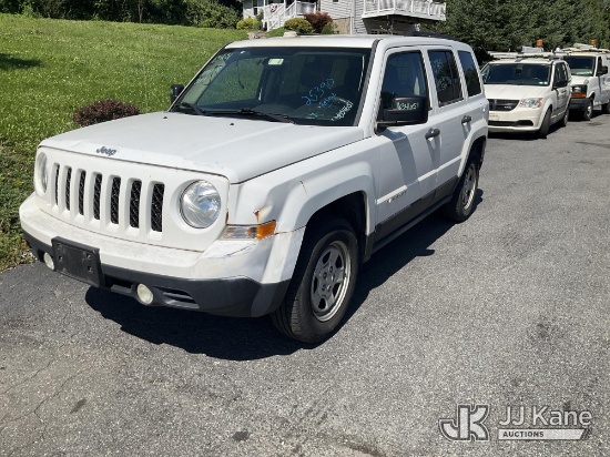 (Branchville, NJ) 2015 Jeep Patriot 4x4 4-Door Sport Utility Vehicle Runs & Moves) (Removal is by Ap