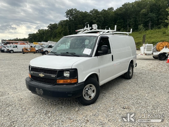 (Shrewsbury, MA) 2016 Chevrolet Express 2500 Cargo Van Runs & Moves) (Catalytic Converter / Exhaust