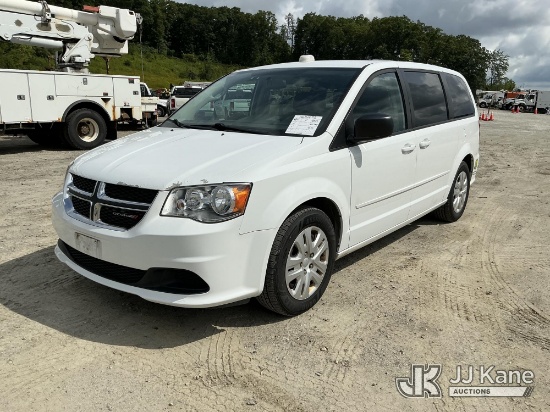 (Shrewsbury, MA) 2016 Dodge Grand Caravan Passenger Van Runs & Moves