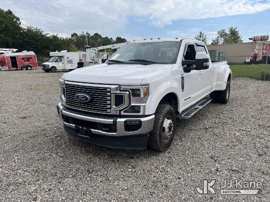 (Louisville, OH) 2020 Ford F350 4x4 Crew-Cab Dual Wheel Pickup Truck Not Running, Condition Unknown)
