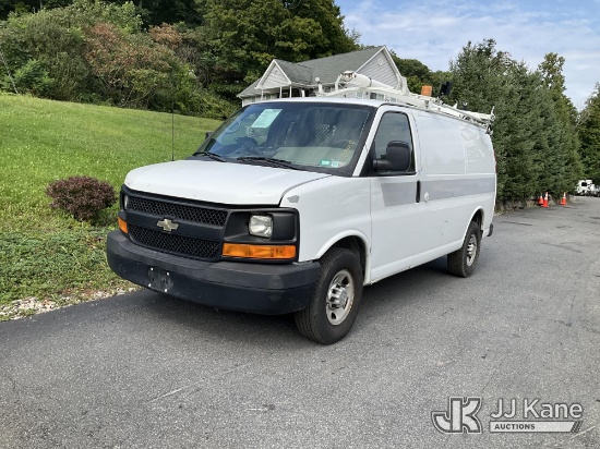(Branchville, NJ) 2011 Chevrolet Express G2500 Cargo Van Runs & Moves) (Removal is by Appointment On