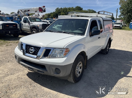 (Charlotte, MI) 2017 Nissan Frontier Extended-Cab Pickup Truck Runs & Moves ) (Dash Warning Indicato
