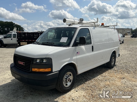 (Shrewsbury, MA) 2018 GMC Savana G2500 Cargo Van Runs & Moves