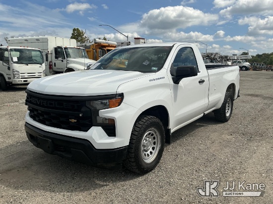 (Plymouth Meeting, PA) 2023 Chevrolet Silverado 1500 Pickup Truck Runs & Moves) (Seller States: Bad