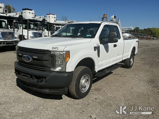 (Plymouth Meeting, PA) 2017 Ford F250 4x4 Extended-Cab Pickup Truck Runs & Moves