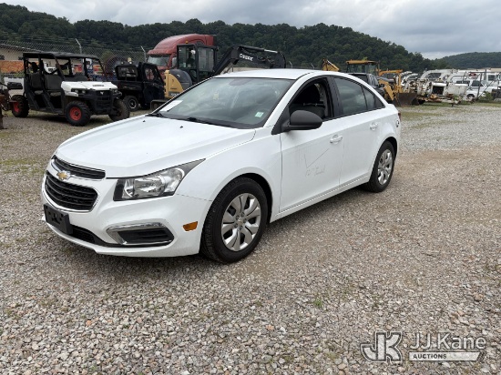 (Smock, PA) 2016 Chevrolet Cruze Limited LS 4-Door Sedan Runs & Moves