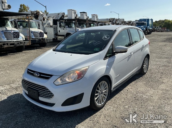 (Plymouth Meeting, PA) 2015 Ford C-Max Hybrid SE 4-Door Hatch Back Runs & Moves